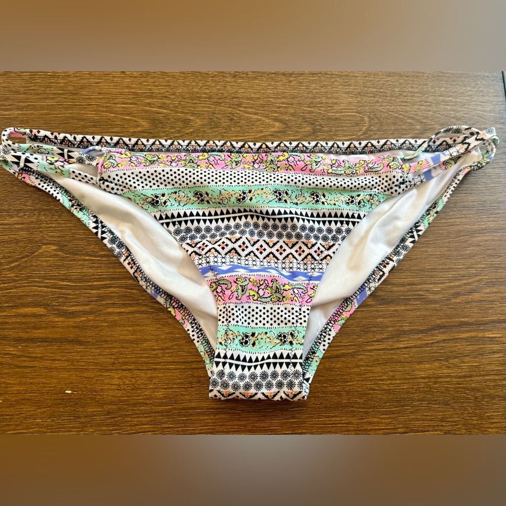 Victoria’s Secret Mulit-Colored Bikini Bottom, Size Large